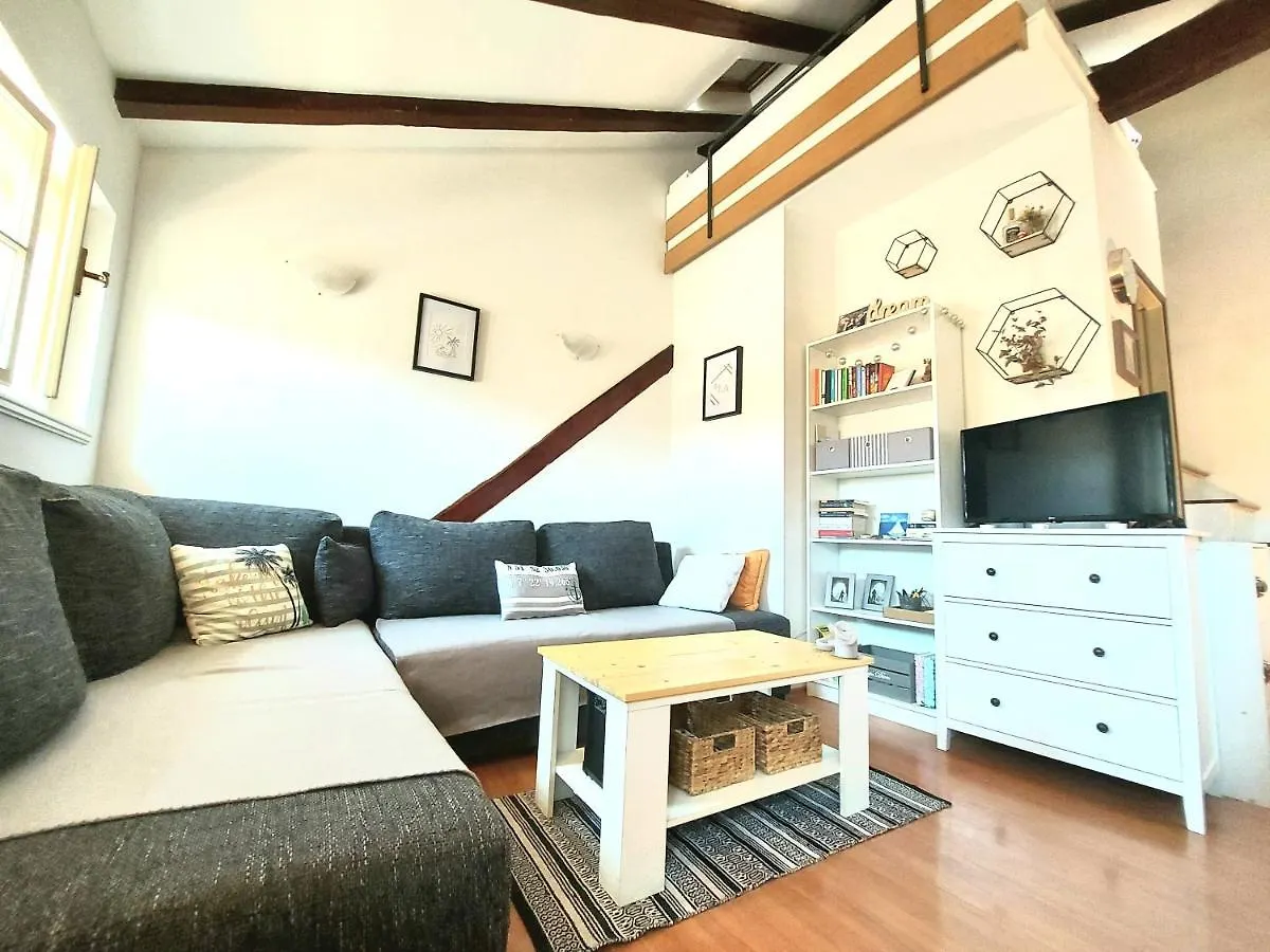 Beautiful Beach Home联系方式